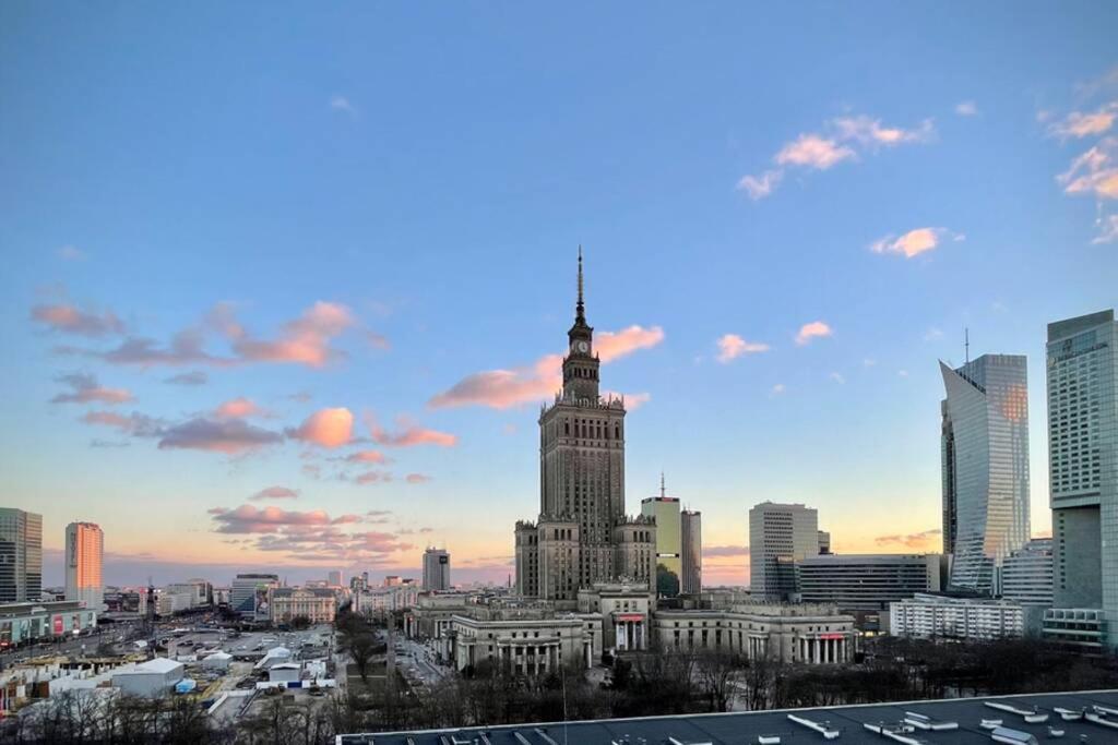 Super Apartament Brown 2X Metro Nowy Wifi Netflix Spotify Panorama Miasta Варшава Экстерьер фото